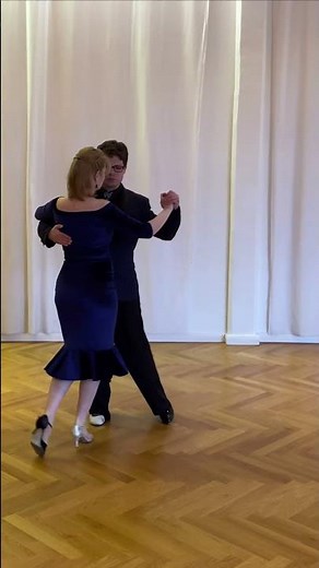tango-expert.com - Ochos Forward with Double Timing - Argentine Tango
