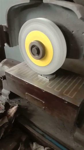 aktivitas kerja teknik.proses grinding manual. #operator #enginiring #manufacturing