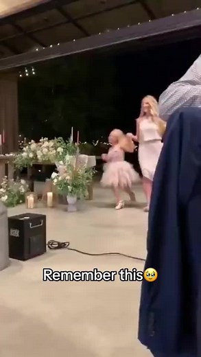 Adorable Moments with Cole and Everleigh Labrant