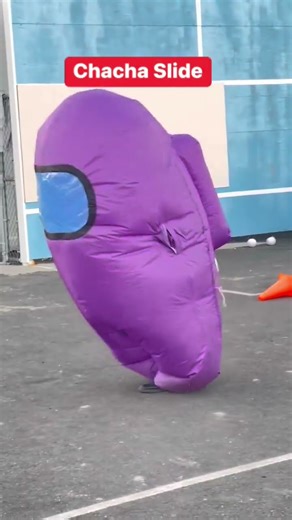 Daughter in her Among Us Halloween costume dancing to Chacha Slide #chachaslidechallenge #amongus