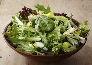 7 steps to the perfect salad