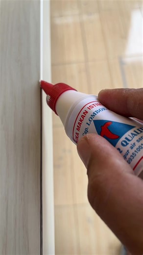 Dream Custom: Tusir Sudut HPL dan Ruter Kayu