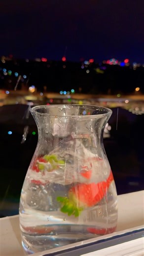 Dropping a Strawberry into Water — Mood Boost in One Splash 🍓💦