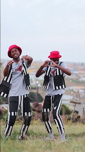 Chanos at Studio diong his vesre on Hamba Wena