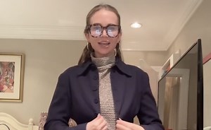 Mum’s Vintage Clothes Get a Stylish Revival by Her Daughter