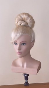 Faux fringe, anybody? ‚ For clients considering a chop or fear the fringe Let me show you how to make it possible! Styling this twisted bun with some faux bombshell bangs, fake it ‚till you make it‘ energy! 😎 Hairstyling for Everybody! EASY Updo Hairstyling Tutorial ✨WATCH ✨LEARN ✨SAFE #made_by_alexander #fashion #art #elle #vogue #bazar #hairstyling #updospecialist #hairfy #limage_gmbh #haireducation #skills #education #fashiontutorial #longhairstyles #wedding #hairbrained #braidstyles #hairup