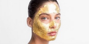 Is the 24K Gold Face Mask Real Luxury or a Gimmick?