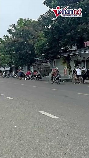 Khởi tố tài xế lái xe Mercedes tông chết người ở Bình Thuận | Vietnamnet #shorts