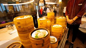 We're taking you on a CRAZY Cantonese street food tour in Taipei, Taiwan!! Follow us on Instagram : https://www.instagram.com/chopsticktravel | Chopstick Travel