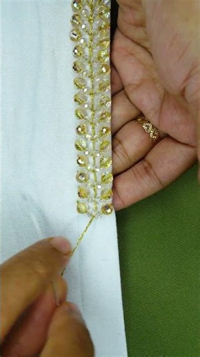 #embroidery #loopstitch #sewing #diynstitch #bracelet #beginnersstitch #diy #stitchboutique #beads