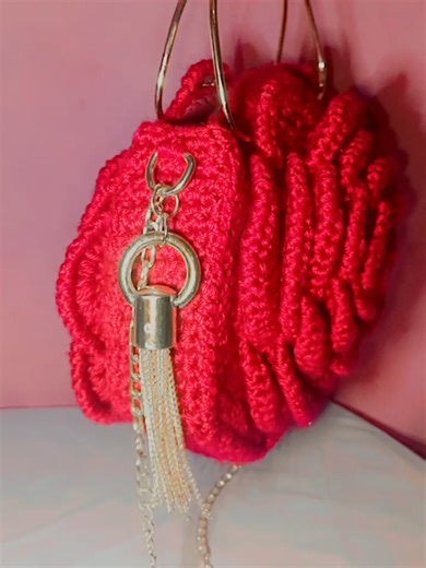 Beautiful 3D Rose Bag Design Ideas