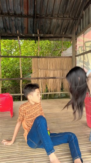 Prank on My Honey 😆💖 | So Funny & Sweet Reaction! #PrankHoney #FunnyPrank #CouplePrank