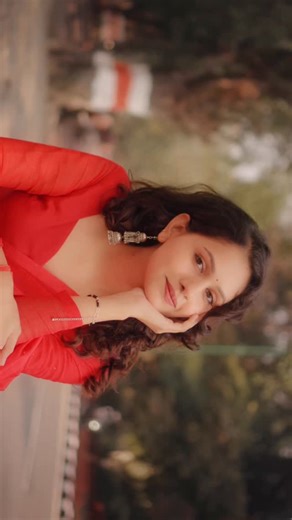 Chiranjeet Mandal on Instagram: "Where silence looks beautiful. 🤍 Master cinematic color grading in my 10-Day Practical Course. CTA: 👉 Join now- 706106999 .. .. .. #explorepage #viral #colorgrading #davinciresolve #photography"