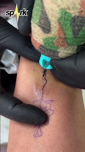 Buttery Smooth Fine Line Tattooing with SPARK Cartridge Needles ✨ | Delicate Floral Script #tattoo