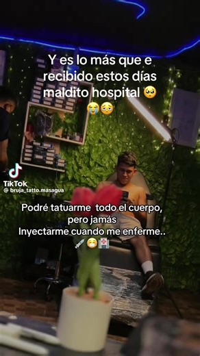 Videos de Lily Ramos (@ms.wandalizramos) con “[Raw recording] Record playback noise 01 (3 minutes) - Icy Light”