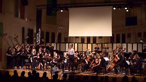 Students Perform Captivating Orchestral Cover of Radiohead's 'Paranoid Android' for Graduation