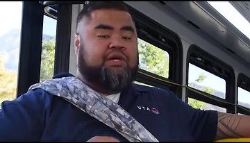 So what about getting back down the canyons? Uncle Maui shares some helpful info about your return trip on the Ski Bus. For more videos and tips on using UTA's Ski Bus service this season head to https://rideuta.com/news/2023/11/Ski-Bus-2023-2024. #WeMoveYou | Utah Transit Authority - UTA