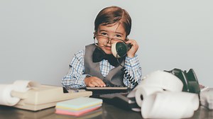 Gen Z Are Bringing Their Parents to Job Interviews—and Letting Them Talk