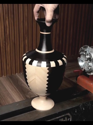 Lathe Secret: How to Turn This Two-Colored Vase 🪵🛠️