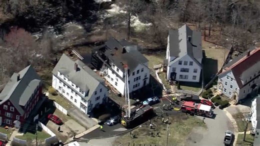 Residents escape Southbridge, Massachusetts, apartment fire, one taken to hospital