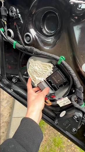 Window switch working in opposite direction problem. Fixed❗️VW Golf GTI