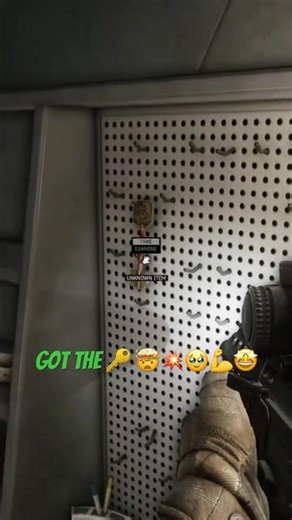 When You Spawn Next To 20,000,000 🤩😎 #escapefromtarkov #eft #tarkovfunny