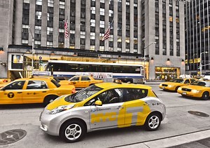 NYC Adds 6 Nissan Leaf Electric Cars to Taxi Fleet
