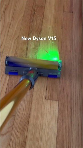 Trying my incredible new vacuum Dyson V15