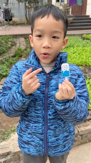 Pink ice cream vs. Blue ice cream