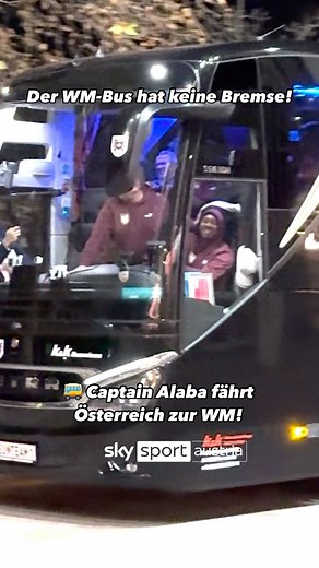 Der WM-Bus hat keine Bremse! Captain David Alaba fährt Das Nationalteam nach Nordamerika! 🚌 | Sky Sport Austria