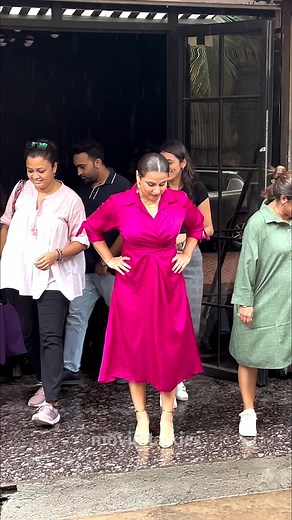 46K views · 160 reactions | Vidya Balan throws flying kisses as she promotes #Neeyat #Vidyabalan #Movietalkies | Movie Talkies | Facebook