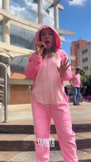 VENUE | espacio de eventos on Instagram: "✨ Pijama Party este Viernes 19 ✨ Shots gratis para todos los que vengan con sus pijamas 🍾 $200 en consumo al mejor grupo (4 personas o mas) $100 en consumo a la pijama mas sexy de la noche Si deseeas comprar tu pijama @yakestore_ccs tiene las mejores opciones y al mejor precio! ✅ Los esperamos 💃🏼🪩🕺🏼 #laquintabar #caracas #lasmercedescaracas #pijamaspersonalizados #pijamasmujer"