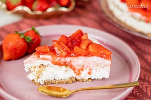 Nepečený cheesecake s jahodami (videorecept)