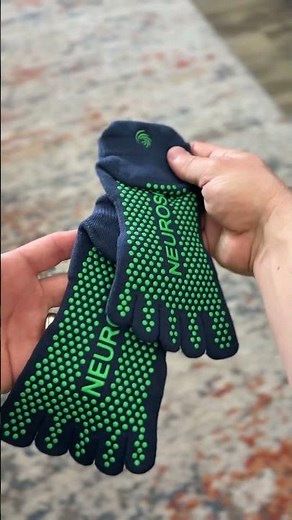 NeuroSox Five Toe Socks innovative design directly stimulates neural pathways. #neurons #nerves