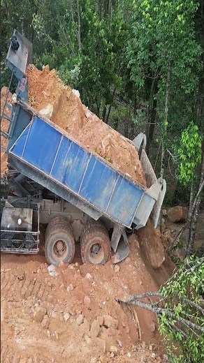 EP.252 Amazing! 15T Unloading Big Stone & Dozer Pushing on the Mountain #pnmachines