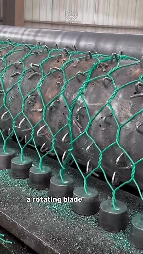 23K views · 46 reactions | How Chain-Link Fence is ACTUALLY Made | Best Web Moments | Facebook