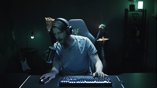 314K views · 708 reactions | Ever missed a game for a meal? Got crumbs on your keyboard? Used greasy hands on your mouse? Enjoy a hands-free eating experience with the Razer Cthulhu! Never leave your chair again: https://rzr.to/cthulhu | Razer | Facebook
