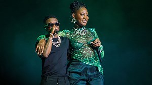 Wizkid And Tems Dazzle On ‘The Tonight Show’ With Their Latest Performance Of ‘Essence’