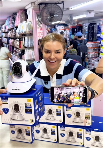 📹🔒 ¡Protege lo que más te importa con CREAFA! 🔒📹 ✨ Cámara de Seguridad WiFi con giro 360° 👀 Visualiza cada rincón de tu hogar o negocio 📱 Control desde tu celular 🎙️ Audio bidireccional 🌙 Visión nocturna 🔄 Movimiento 360° 💥 ¡Por tan solo $49.000! 💥 🏠 Ideal para casa, oficina, negocio o bodega. ✅ Más seguridad, más tranquilidad. 📩 ¡Pide la tuya hoy y mantén todo bajo control con CREAFA! 🚀🔐 #CREAFA #CamarasDeSeguridad #Seguridad360 #Oferta #HogarSeguro 📹✨
