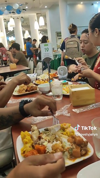 Tramway Buffet: A Family Feast Experience