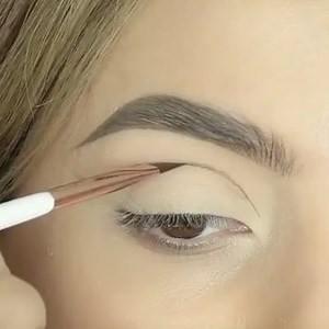 Beautiful #makeuptutorial by @amysmakeupbox #eyeshadow #makeup #amysmakeupbox #iamaddictedtoyou #eyemakeup #eyeliner #eyes #makeuptips @iamaddictedtoyou | I'M ADDICTED TO YOU