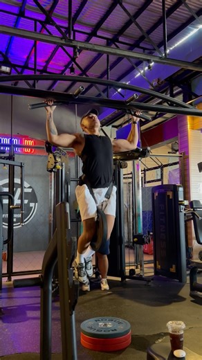 We always start with these warm ups before getting into it.