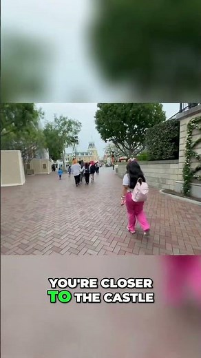 Disneyland vs Disney World: Which one wins?
