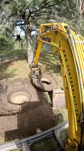 Precision Excavation Hits Different 🔥 #canyoudigitnz #chcnav #drainage #hawkesbay #newzealand
