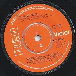 Charley Pride - Someone Loves You Honey