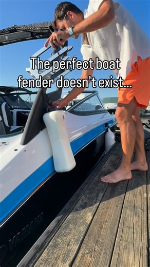 Boat fenders haven’t changed in decades… so we fixed everything. 👀⚓️ Tying knots every time you dock? Untangling ropes from under your seats? Replacing entire fenders when they get beat up? Nautilus was built to end all of that. 🧲 Magnetic loop — hang it anywhere, zero knots. 🎣 Retractable rope — never tangles, ever. ⚡ Instant height adjustment — dial it in last second. 🧽 Replaceable foam shell — swap the shell, not the whole fender. 😮‍💨 And yeah… it looks ridiculously good doing it. This 