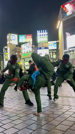 仮面ダンス集団オーメンズの初のブレイク披露！