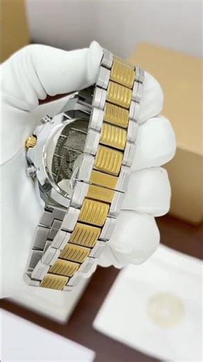 Versace Watch | Available on IndiaMART