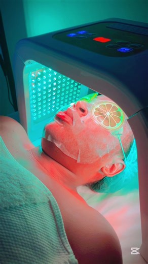 If you aspire to be a qualified Beauty Therapist or Aesthetic practitioner, this is an excellent opportunity to up your skills. NKD Natural Skincare and Spa is here to join hands with you to turn your passion into a radiant career! 🧖‍♀️ Learn advanced: - Skin analysis & consultation - Medical grade facials - Advanced skin peeling - Microneedling - IV infusions - Body wash therapy - Lipolysis (fat dissolving therapy) - Tattoo remover - ⁠⁠Tribal mark remover - Stretch mark treatment - Dark spot r