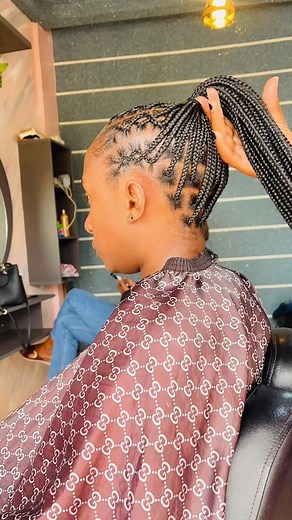 Master Braiding Techniques with María